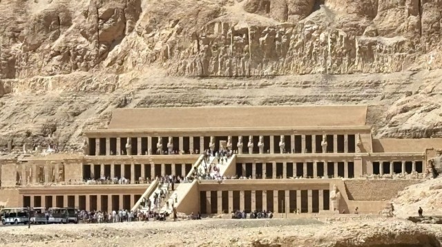 Hatshepsut, una faraona en el Valle de los Reyes el 8M