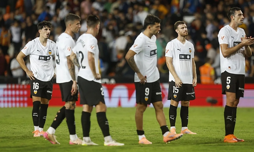 Vuelve el Oviedo: el rival que incendió el proyecto