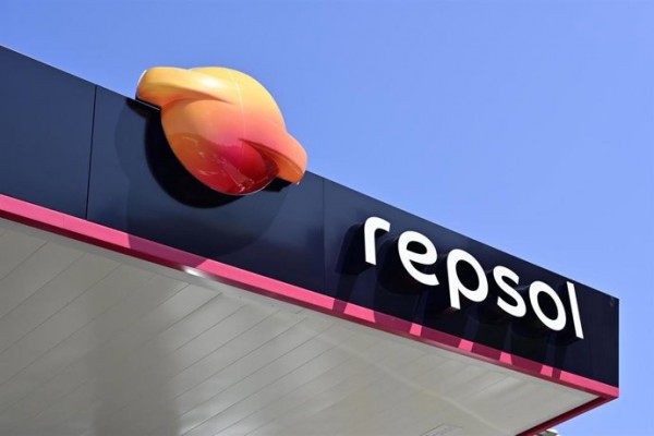 Repsol invertirá 10.000 millones hasta 2028 y repartirá 3.600 millones en dividendos en efectivo