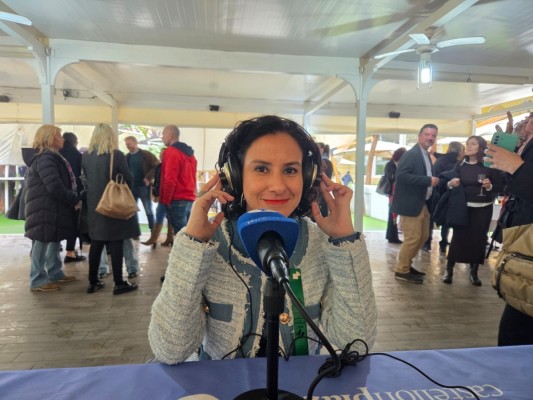 Elena Albalat: 