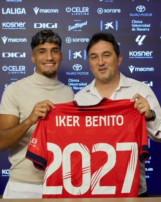 El Elche sigue pendiente del Osasuna e Iker Benito