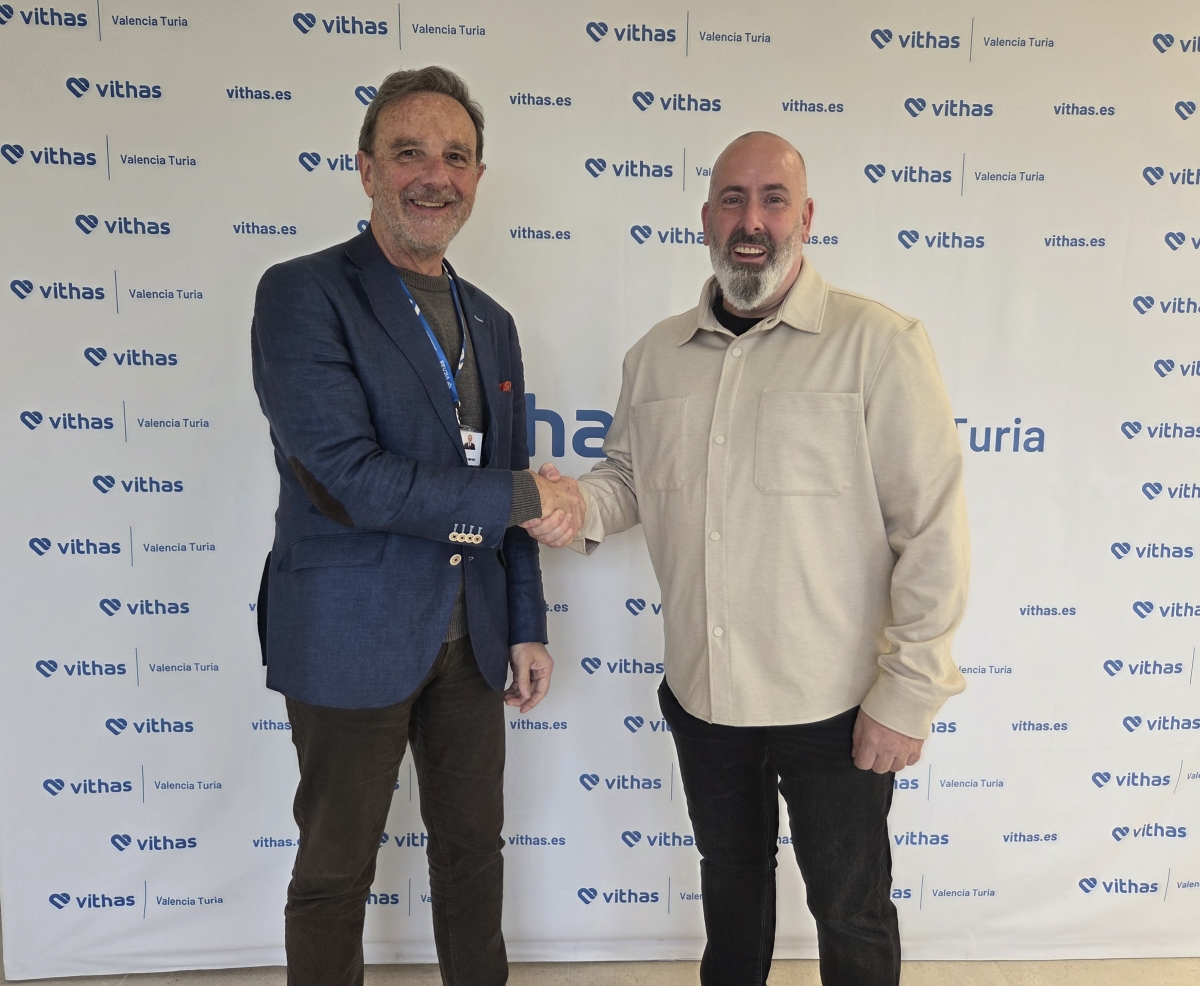 Vithas Valencia Turia y la Falla Turianova firman un acuerdo de colaboración para impulsar la vida social y comunitaria del barrio 