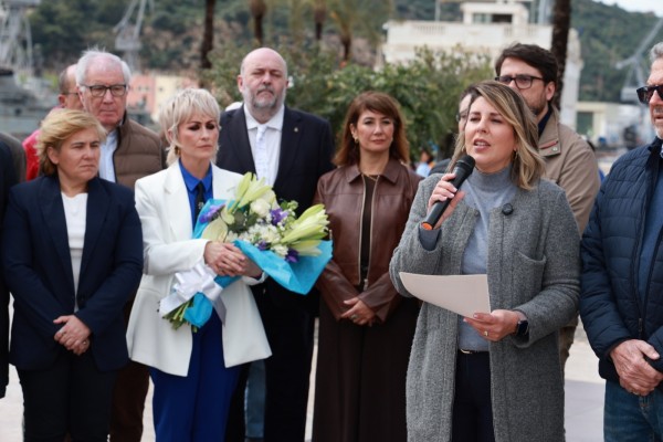 El PP de Cartagena reivindica memoria, verdad y justicia para las víctimas del terrorismo en un acto ante el monumento El Zulo