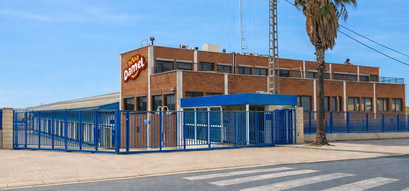 Damel compra una nave logística de más de 20.500 m² en Paterna para reforzar su operativa