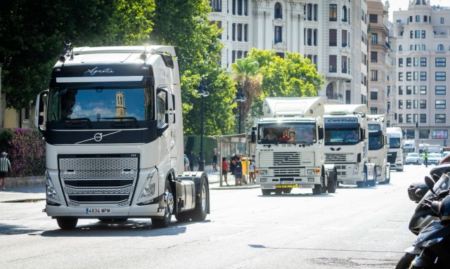 El transporte valenciano urge un Plan Nacional ante la subida del combustible: “La escalada es más rápida que con la guerra de Ucrania