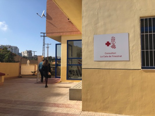 Finestrat consigue un médico más para La Cala después de un año de reclamaciones