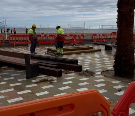 Vecinos de Playa de San Juan reclaman seguridad en las pérgolas de la avenida de Niza de Alicante