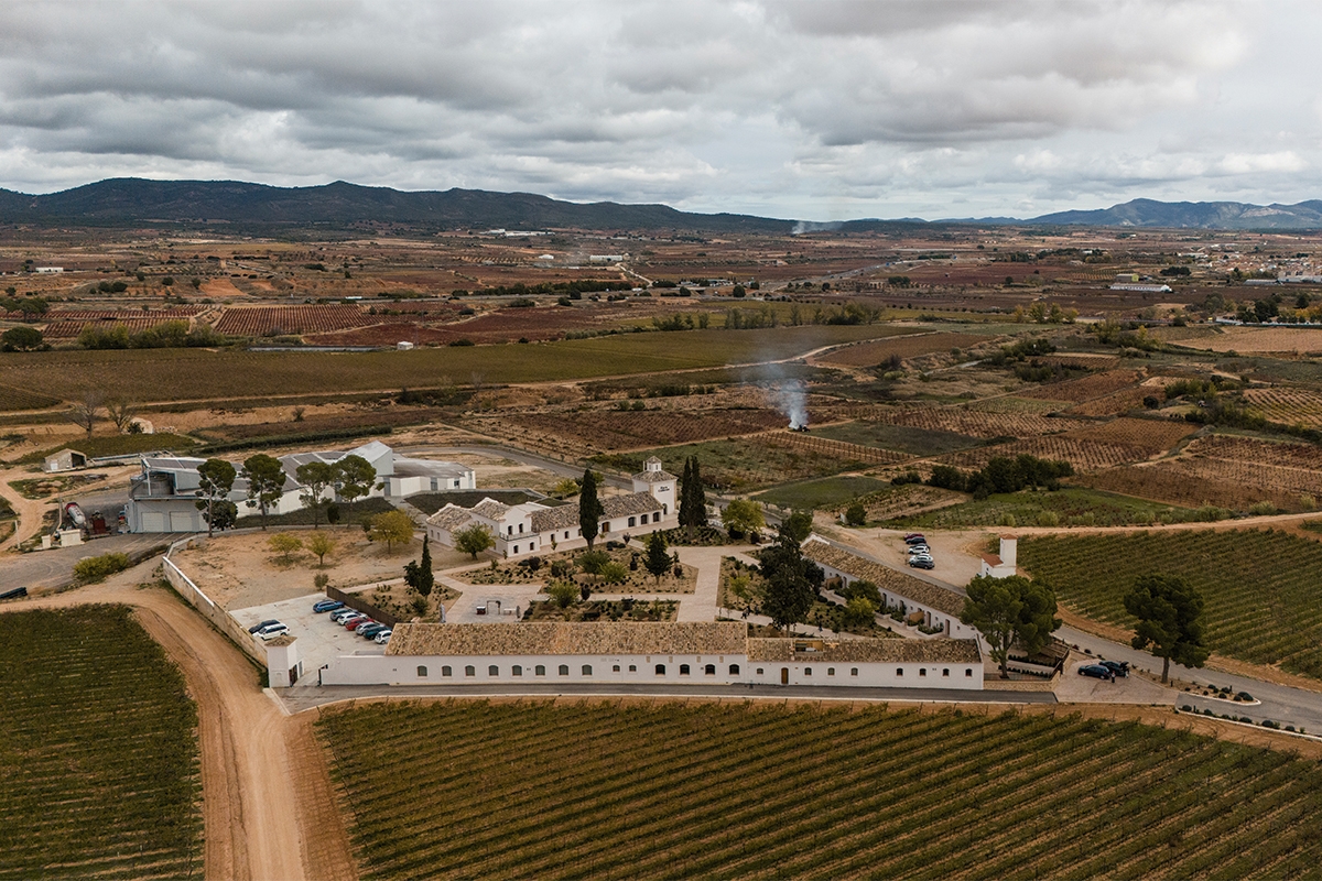 Finca Calderón: el faro que da luz a una comarca