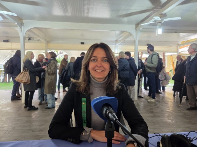 Nuria Martínez: 