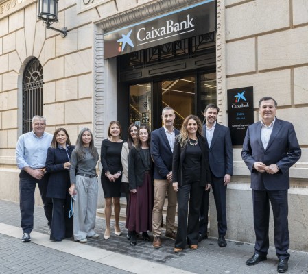 CaixaBank inaugura un nuevo Centro de Empresas en Vila-real