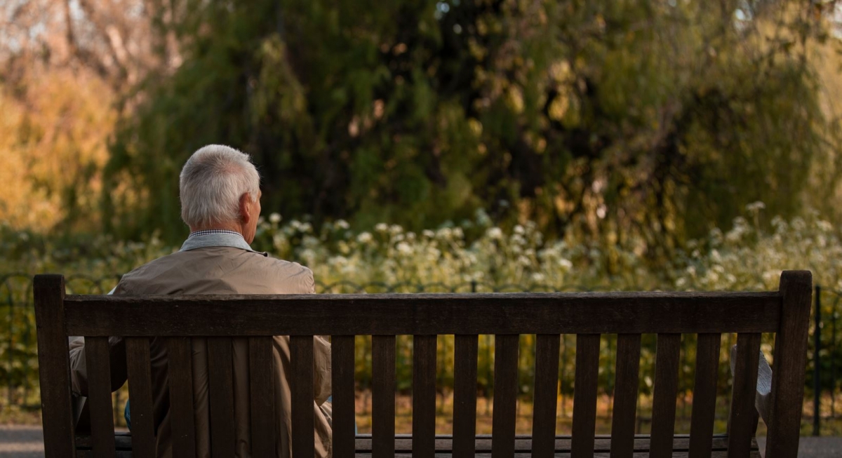 La Región de Murcia pone en marcha la estrategia para combatir la soledad con protocolos, intervenciones y acompañamiento