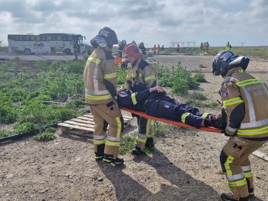 El aeropuerto de Corvera acoge un simulacro de accidente aéreo para evaluar su plan de emergencia