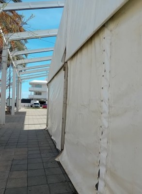 La Pobla de Farnals estudia ampliar el montaje de las carpas para las próximas Fallas