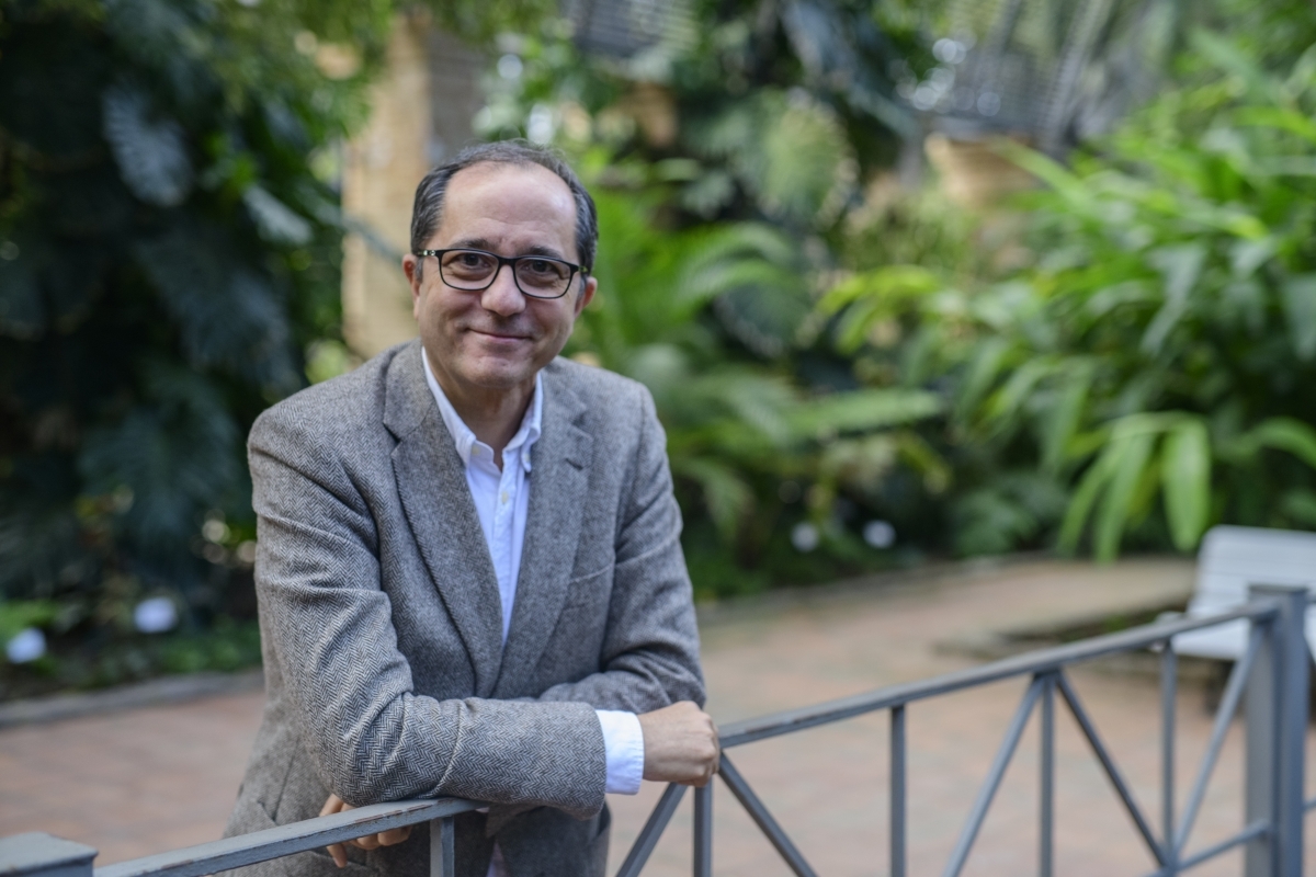 Juan Luis Gandía, nuevo rector de la UV tras vencer a Ángeles Solanes en segunda vuelta