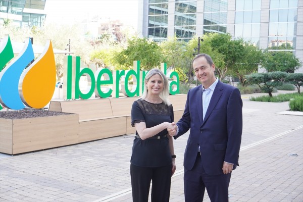  Iberdrola cierra acuerdo con Agremia para impulsar sustitución de calderas de combustión por bombas de calor