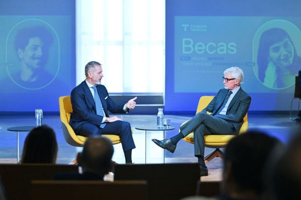 Fundación Telefónica anuncia 12 millones para formar a 150 jóvenes en tecnologías punteras