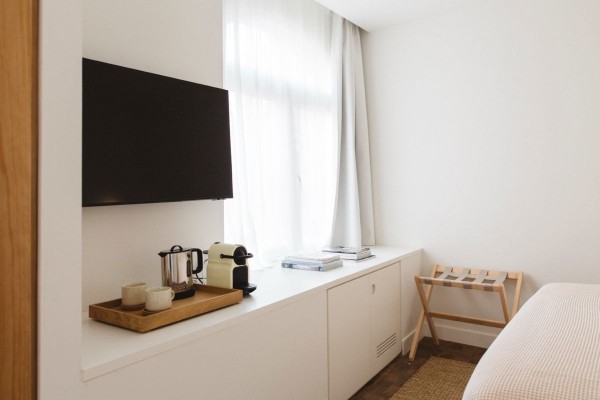 By Salomon expande su modelo Casa Teva con la apertura de Casa Teva Rooms Sevilla