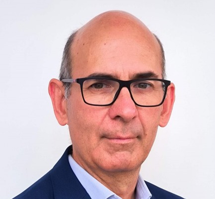 Fernando Burgueño, nuevo director de la fábrica de Ercros en Almussafes