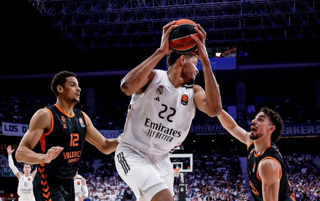 Un mal segundo tiempo 'condena' a Valencia Basket en Madrid