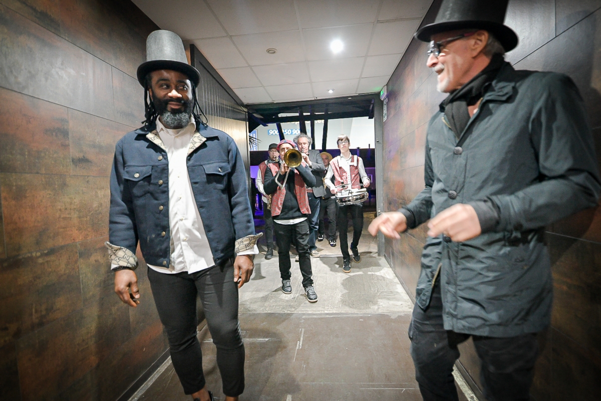 El sector musical arropa a la Sala Repvblicca en una nueva protesta