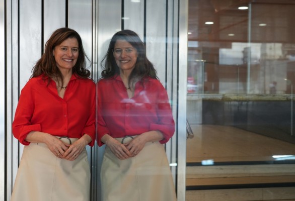 Miriam González: 