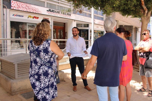 Castelló pacta con los comerciantes de San Félix y Sant Roc las zonas de carga y descarga de la ZBE