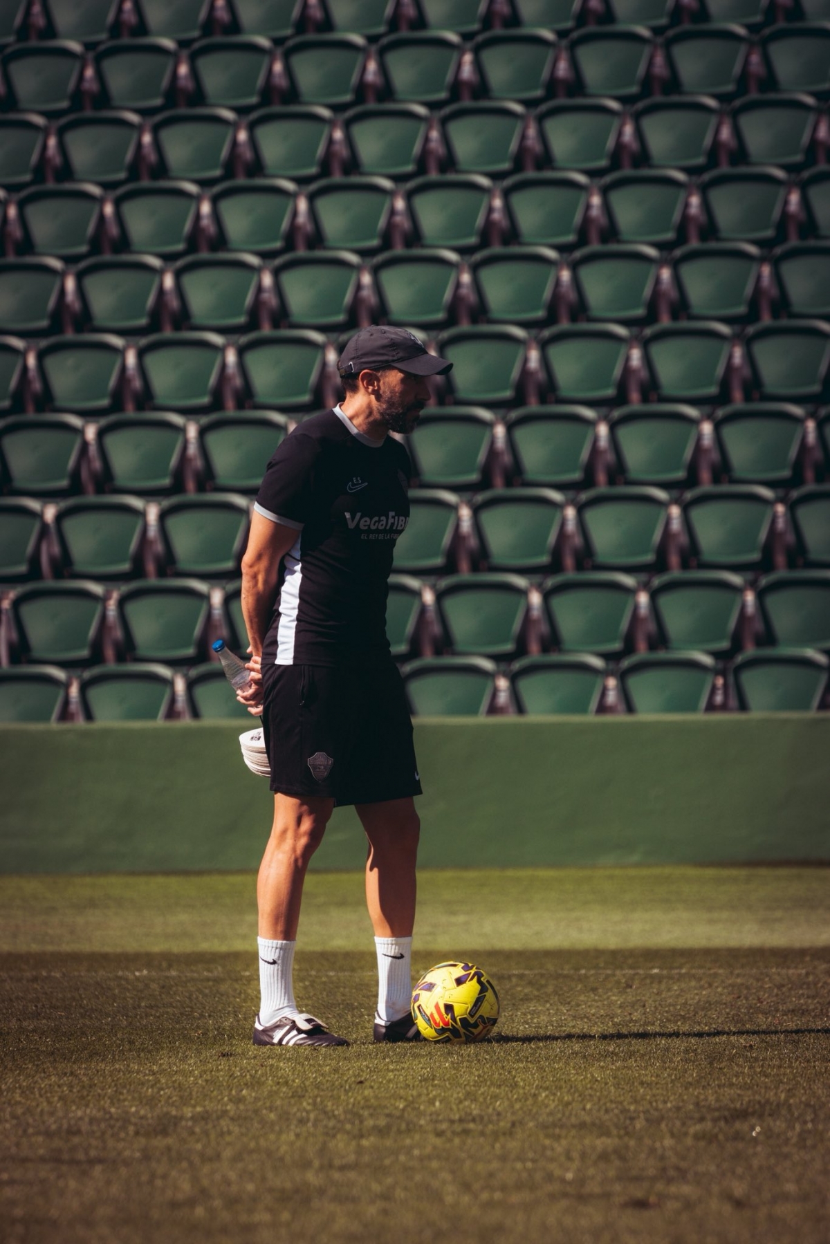 El técnico bilbaíno del Elche CF durante un entrenamiento
