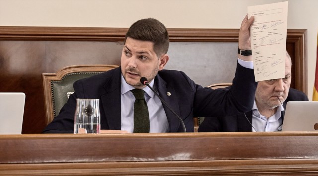 El Consell renueva la vocalía del alcalde de Gandia, José Manuel Prieto, en el consejo de administración de la APV