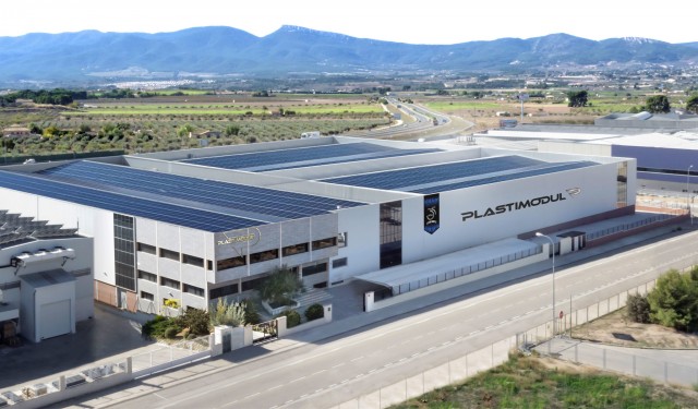 El fabricante de cocinas Plastimodul, de Ibi, pone en marcha un centro logístico de 12.000 metros 