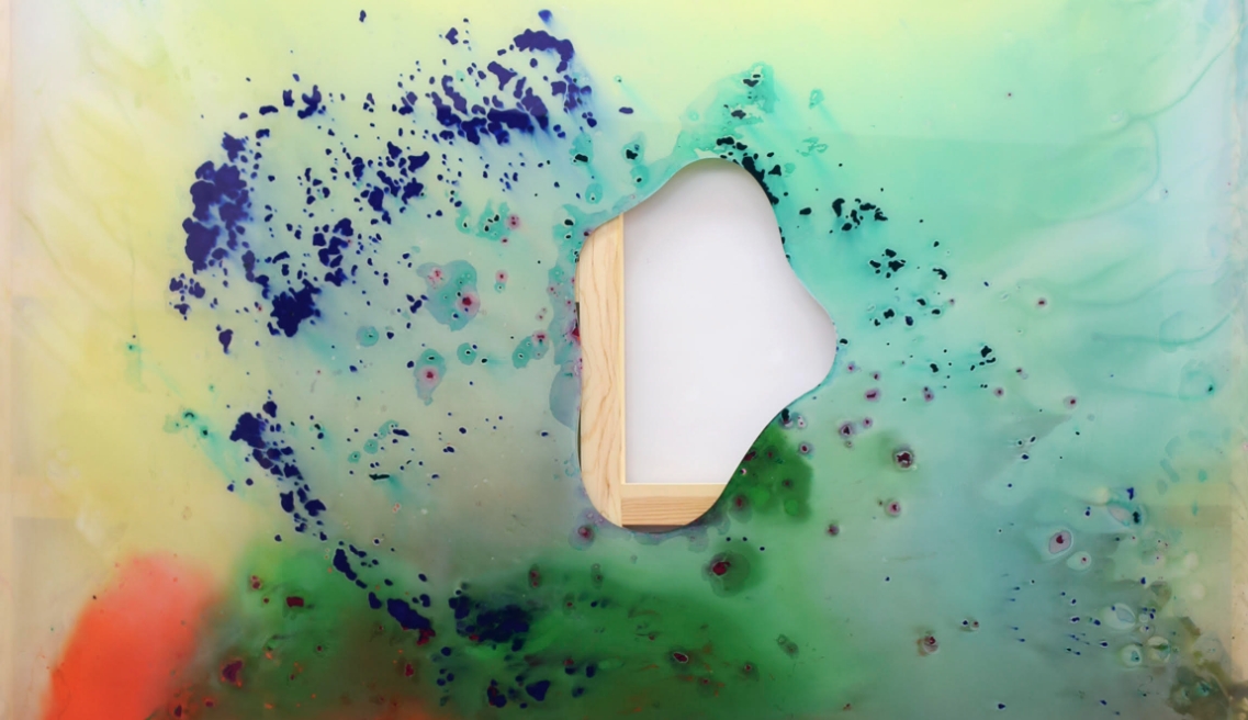 Cristina Gamón y Adriana Berges miran más allá de la pintura en Shiras Galería