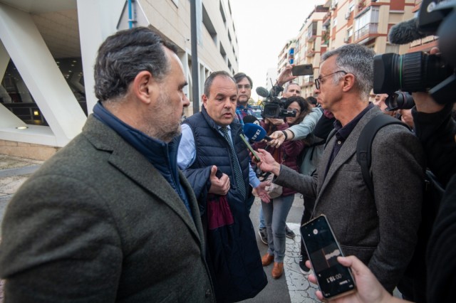 El PSPV exige al Consell que suspenda las ayudas a la Cámara de Alicante y que 'aparte' a Carlos Baño