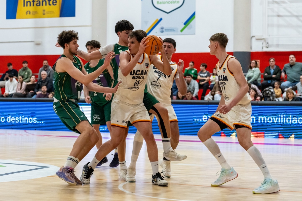 El UCAM CB sub-22 cae in extremis por 76-74 ante el Unicaja en la Liga U