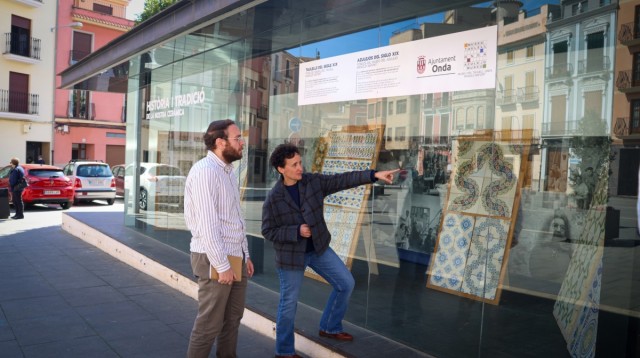 Onda abre una ventana a su historia cerámica con una exposición de azulejos del siglo XIX en el Raval