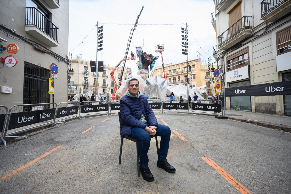 Ángel, el aficionado que ve las 384 fallas de València