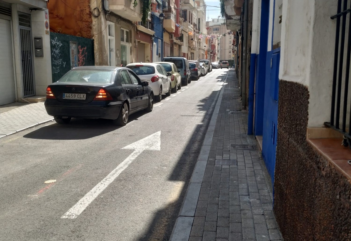 Alicante mejora la movilidad peatonal y la circulación en varias calles del barrio de San Antón