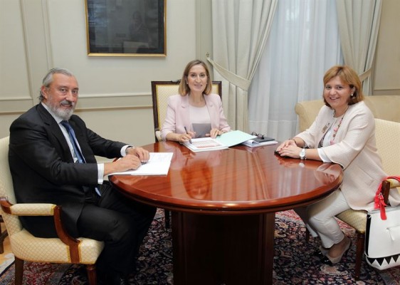 Fomento dice que licitará obras en la N-232 y Bonig concluye que el Gobierno “cumple” con la Comunitat