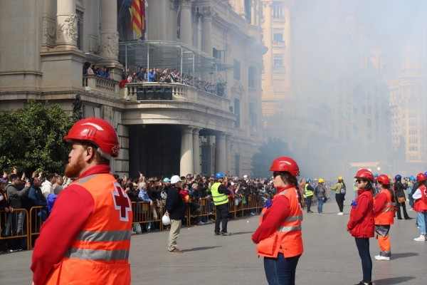 Cruz Roja acumula más de 500 atenciones durante los primeros actos de las Fallas de 2026