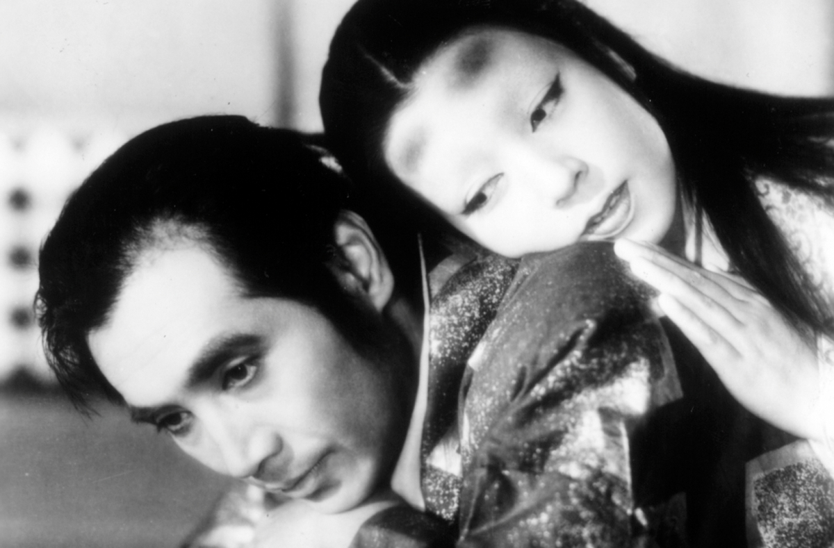 Máscaras femeninas y espíritus inquietantes de Fumiko Enchi