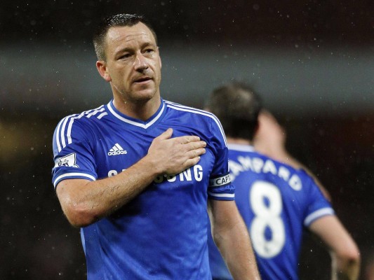 El Chelsea ofrece un año más de contrato al capitán John Terry
