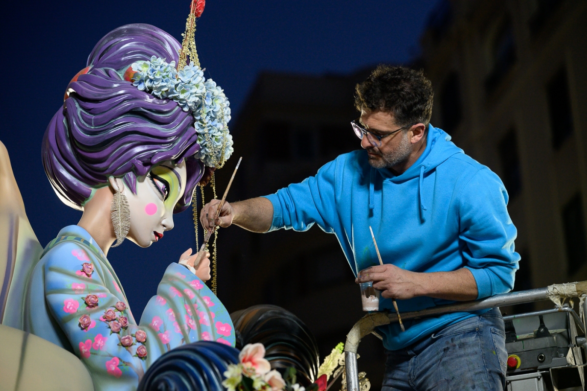 La 'plantà' de las Fallas 2026, en imágenes