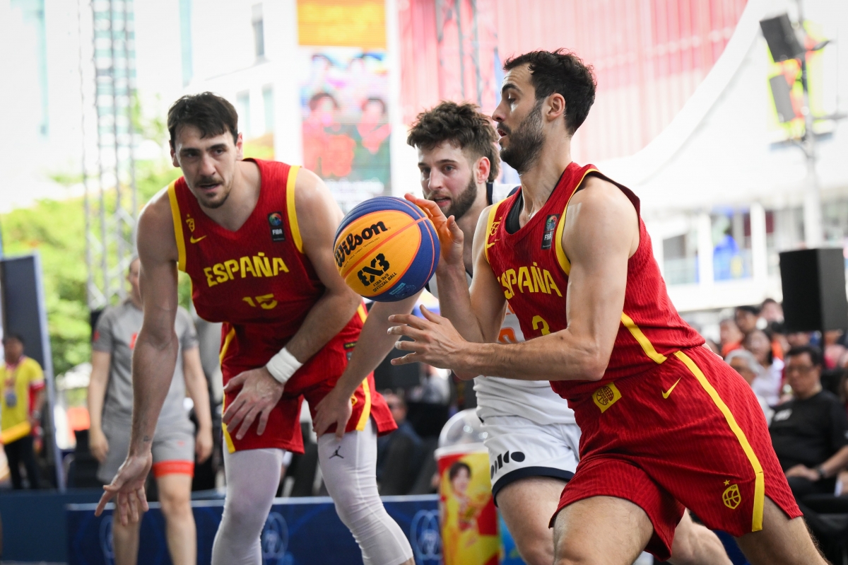 España se cuelga la plata en Bangkok tras caer en la final ante Estados Unidos
