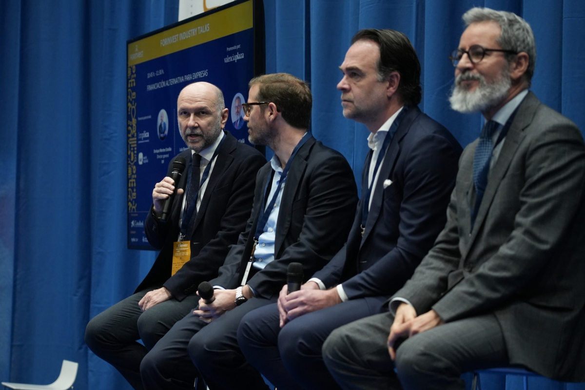 Imágenes de la mesa sobre financiación alternativa en Forinvest
