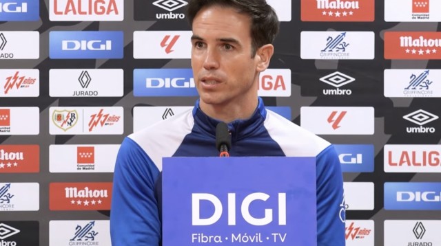 Iñigo Pérez no se fía del Levante: “Es un partido peligroso, deberemos estar despiertos”