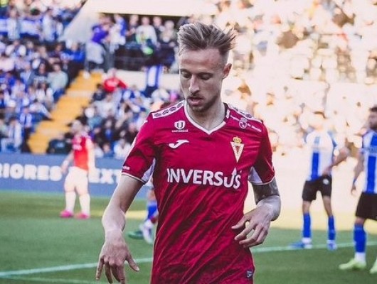 El Murcia no levanta cabeza y pierde en Alicante un partido en el que desperdicia ocasiones clarísimas