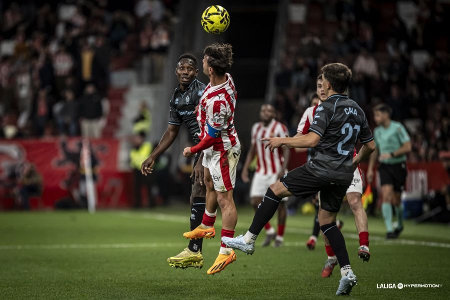 Los errores vuelven a castigar a un Castellón que prolonga su racha negativa