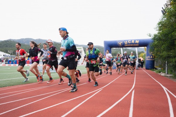 La carrera ELIS El Valle Trail reúne a medio millar de corredores en el Parque de El Valle y Carrascoy
