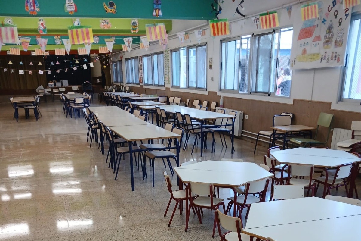 El PSPV critica el uso del Bisbe Climent en el desfile de Moros y Sales asegura que es una 