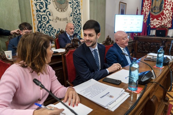 Jáudenes afirma que la deuda del Ayuntamiento de Cartagena bajará a 51 millones en 2026