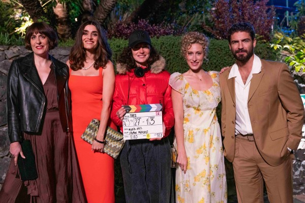 Sello murciano para la película 'Tres', con Olivia Molina y Maxi Iglesias