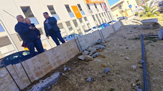 Callosa d’en Sarrià inicia las obras de acceso a los parkings municipales junto al Consum